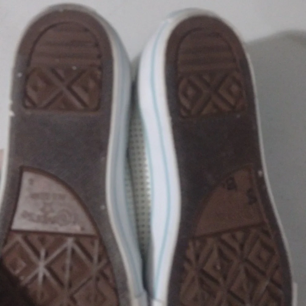 Youth Converse Perforated Sneakers size 6